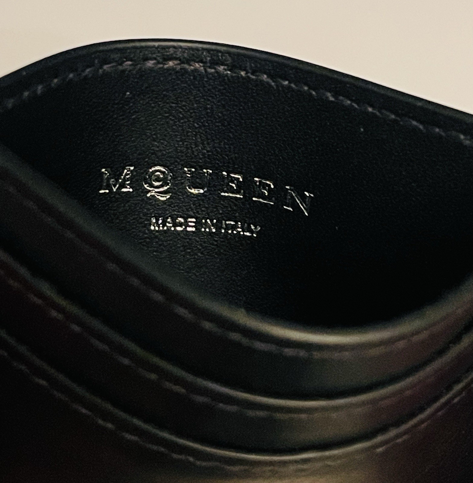 Alexander McQueen - New Black Leather Card Holder - T-Bar Chain - Made in Italy image 6