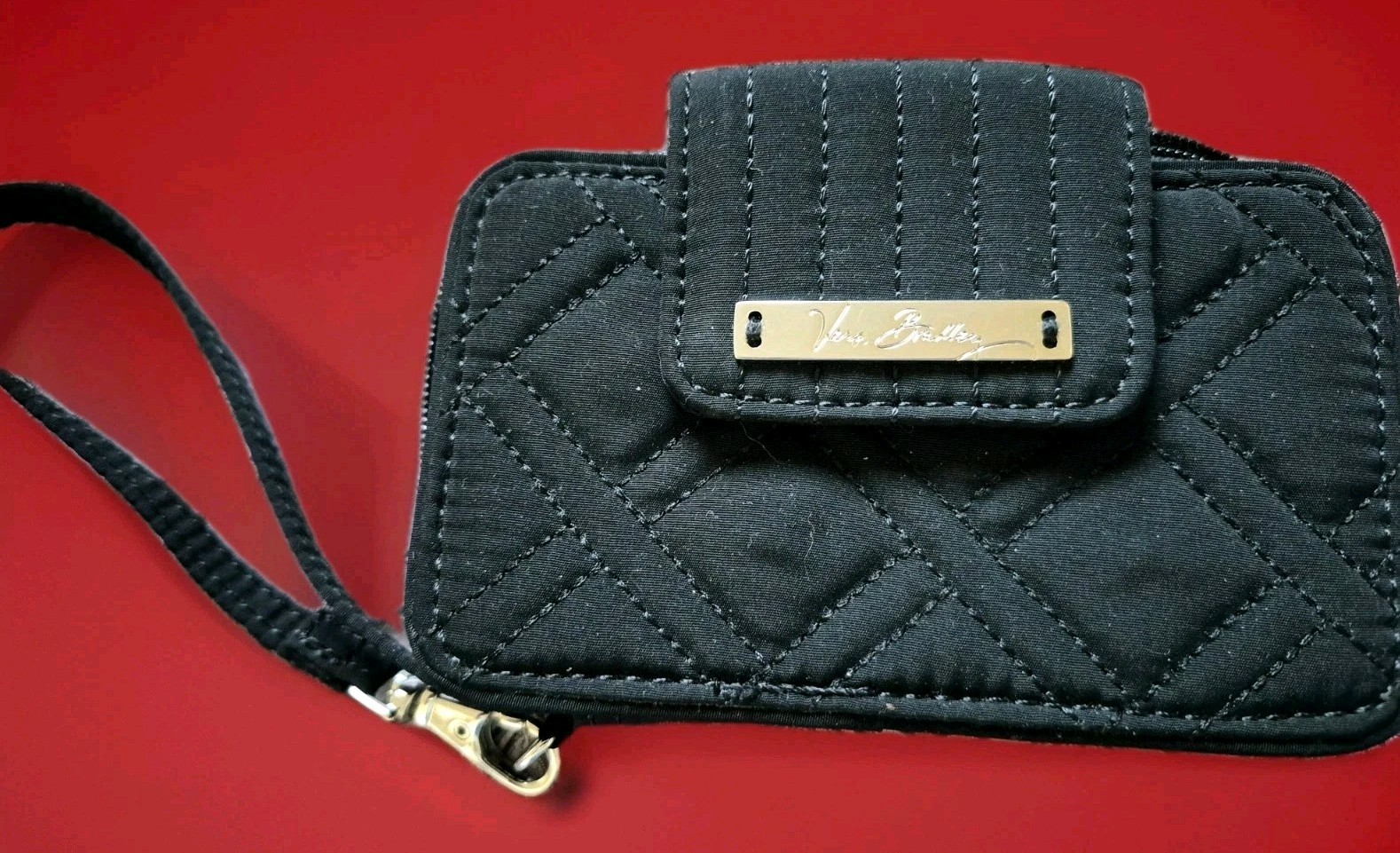 Vera Bradley Black Quilted Wristlet Wallet Zip Around ID Window Credit Card