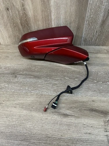 2019-2023 CADILLAC XT4 RH   MIRROR W/SIGNAL & CAMERA  OEM PART # 85867945