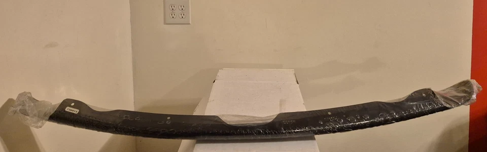 2002-05 Dodge Ram 1500/03-05 Ram 2500 3500 Lund Bug Deflector-9730413 Smoke - Image 4 of 4