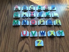 LeapFrog Magnetic Fridge Upper Case letters MISSING One