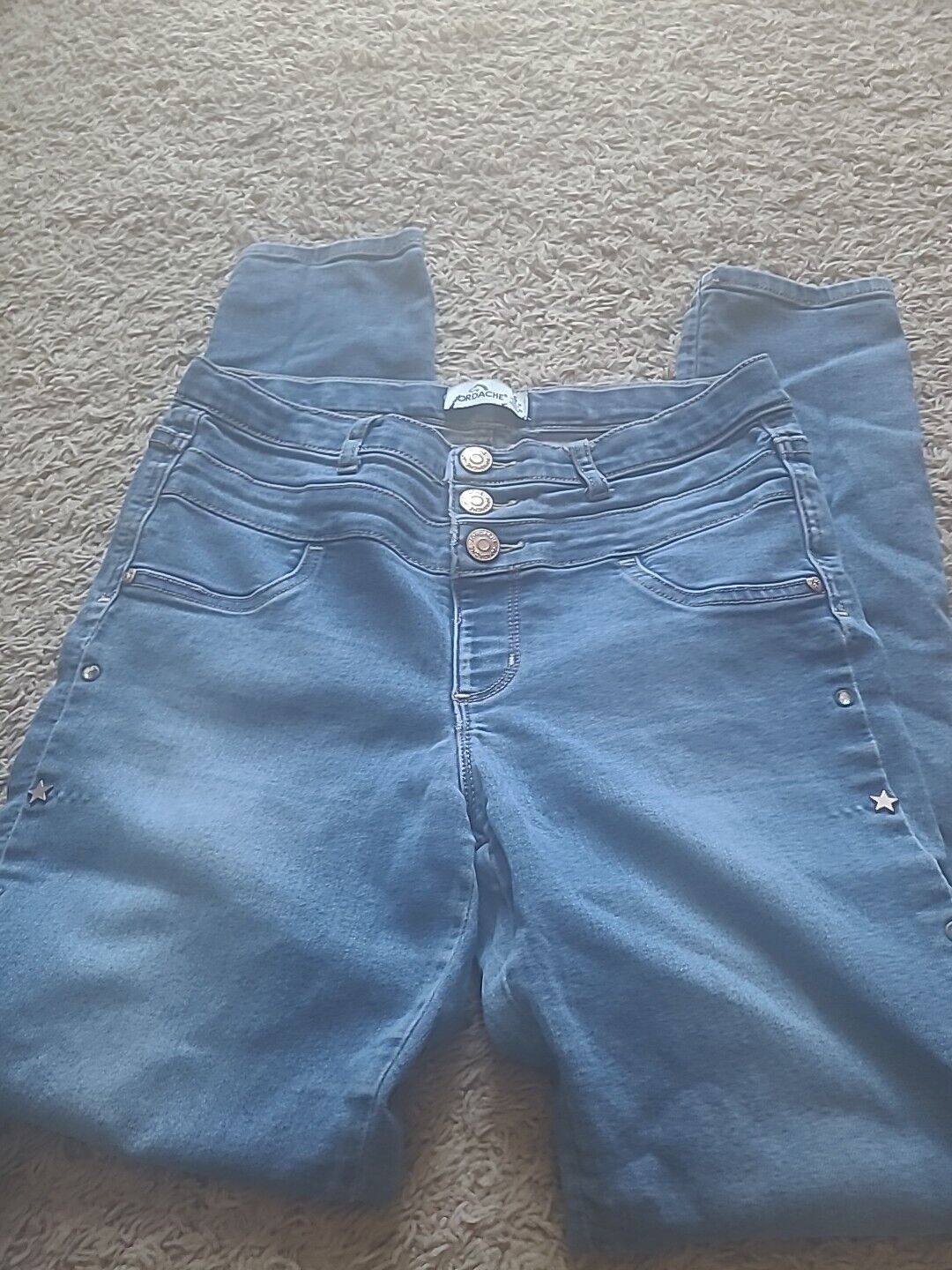 Picture 1 of 3