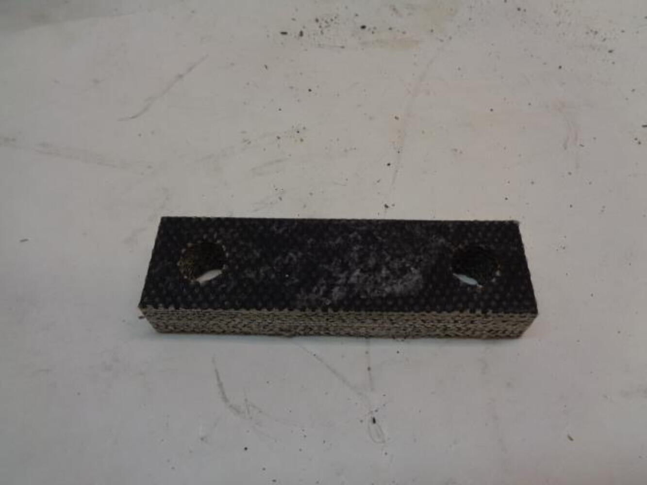 NEW 6 PACK OF BENTLEY EXHAUST RUBBER MOUNTS RE13478 R12TA