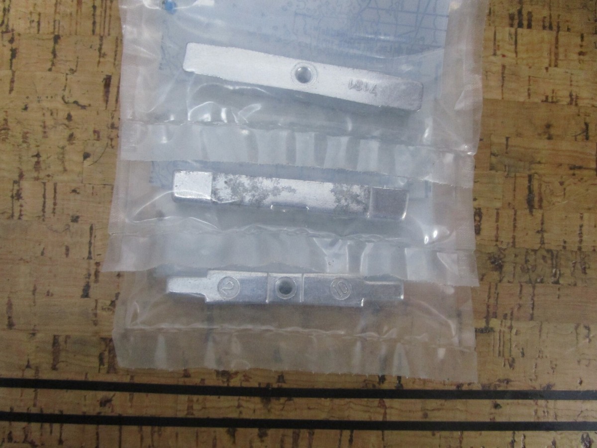 NEW OEM* (LOT OF 3) 0810 Mercury Quicksilver Latch Bar 8M0047772  