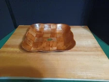 VINTAGE VILLA WOOD SQUARE SERVING BOWL - 11" x 11" - TAIWAN