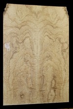 Master grade curly eastern maple guitar bookmatched top. Thin set 0.17in thick