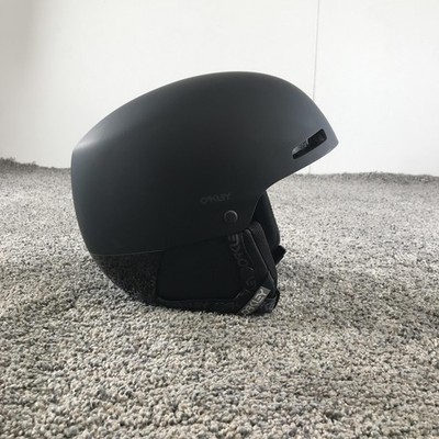 Oakley MOD1 Pro Helmet Large Adult Matte Black MIPS BOA Snow Ski Sports