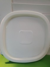 VTG Rubbermaid Servin' Saver White Square Lid 0046 # 6 Replacement Part B