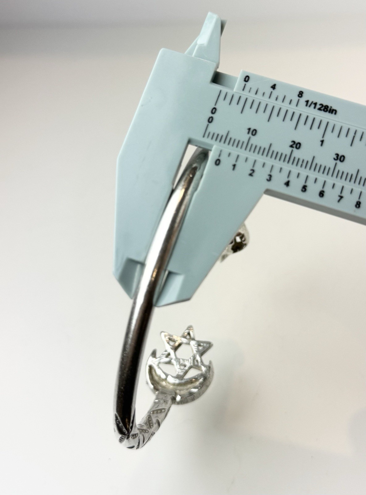 Solid Sterling Silver Crescent Moon & Star 8” Cuf… - image 8