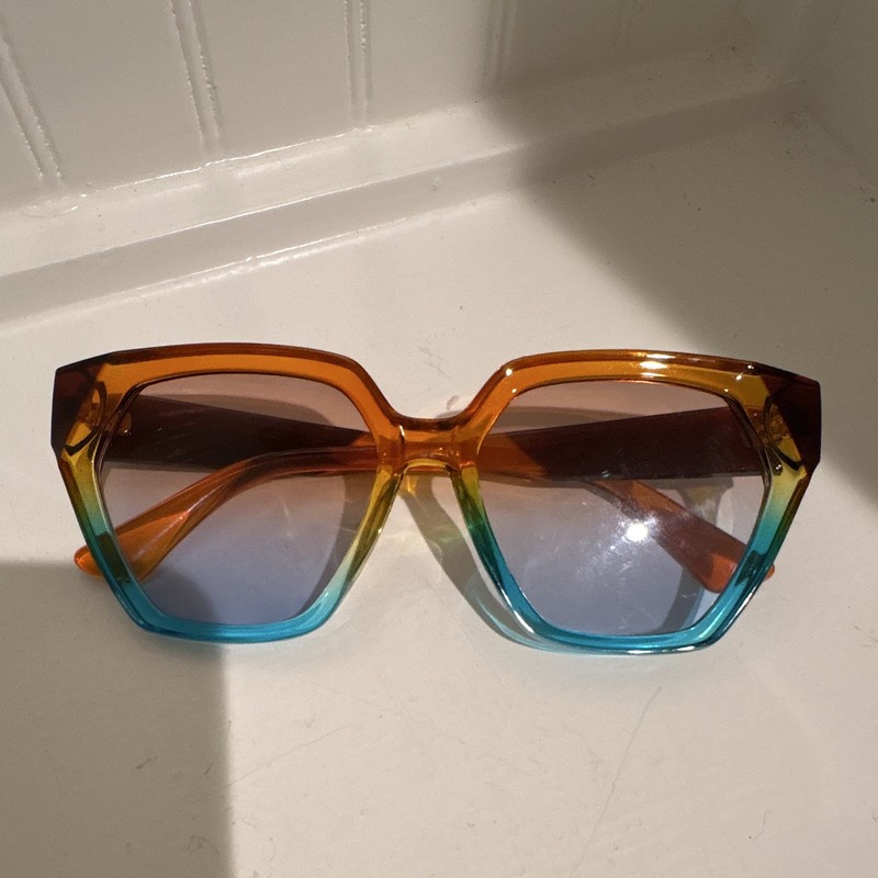 Women’s Oversized Sunglasses Multicolor Plastic Frame Brown Gradient Tinted