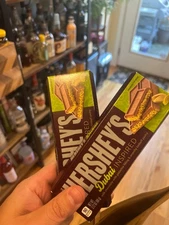 Hershey Dubai Inspired Chocolate Bar, 3.12 oz -LIMITED EDITION -IN HAND