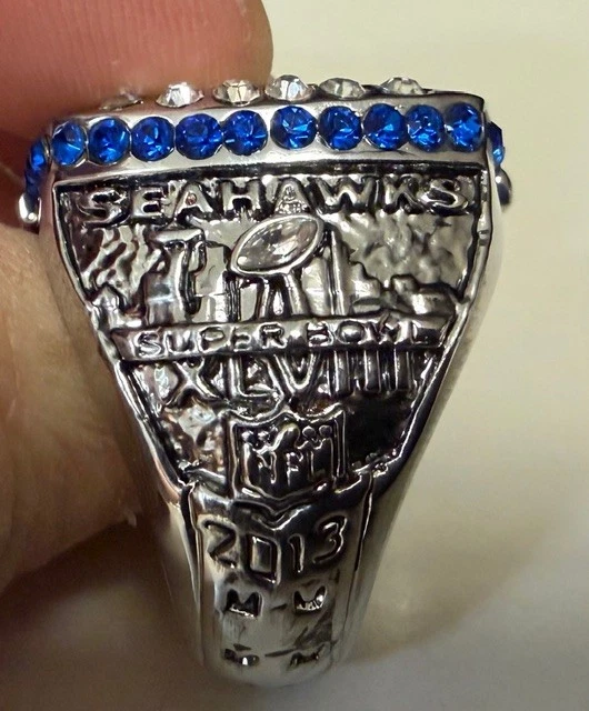 Anillo réplica campeonato del Super Bowl Seattle Seahawks 2013 talla 11 Foto 3 de 4