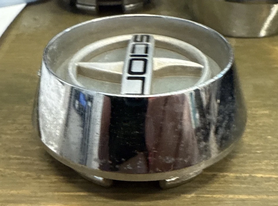 04 05 06 Scion XA OEM Center Hub Cap 69487 capF-109-1 PT904-52040-CC - Image 4 of 4