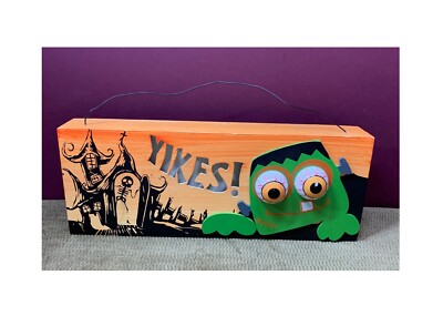 CUTE HANGING FRANKIE READY FOR HALLOWEEN LIGHTS UP & HAS FLASHING COLORED EYES