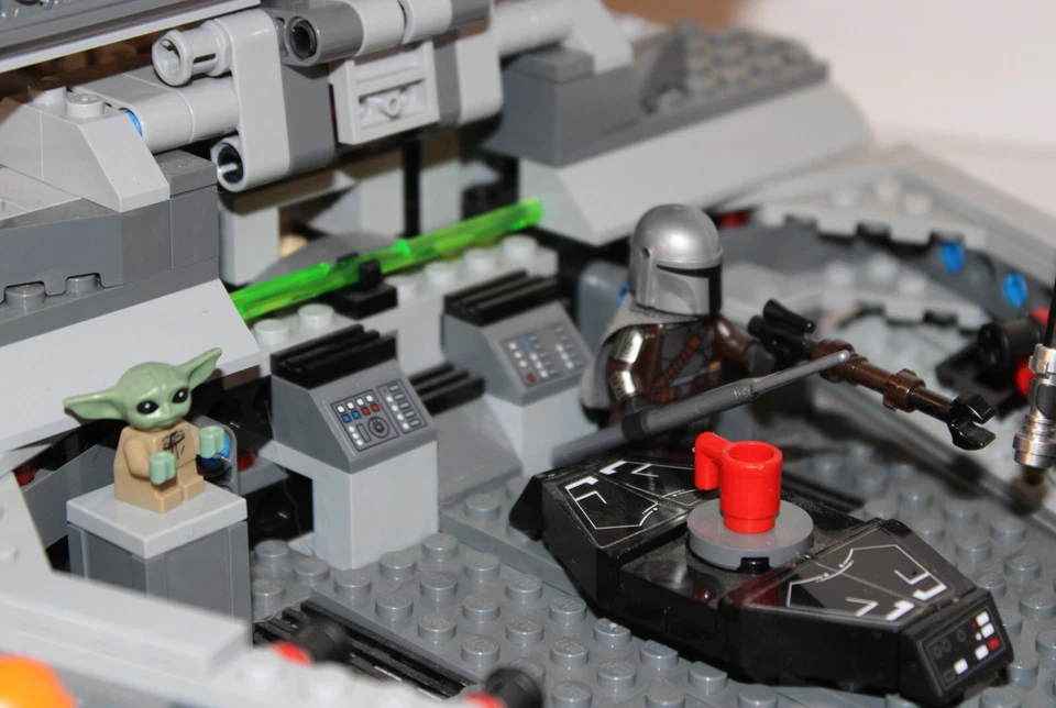 Retired Star Wars Lego set #75315 Imperial Light Cruiser 100% complete w/manual! - Image 3 of 4