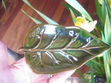 L’OCCITANE Green Brown Glazed Clay Pottery Leaf Trinket Soap Dish 5"