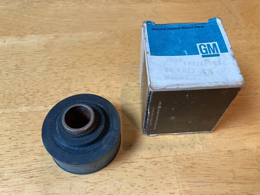 NOS 1964-76 GM Oldsmobile Buick Body Mount Cushon 1242761 | eBay