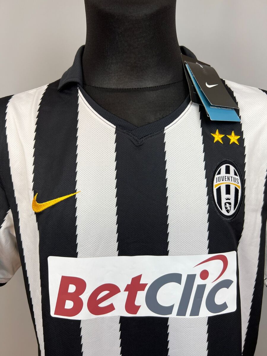 JUVENTUS 2010 2011 HOME SHIRT FOOTBALL SOCCER JERSEY NIKE JUVENTUS 2010 2011 HOME SHIRT FOOTBALL SOCCER JERSEY NIKE