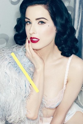 Foto 10x15cm 4x6 Zoll DITA VON TEESE (1581)