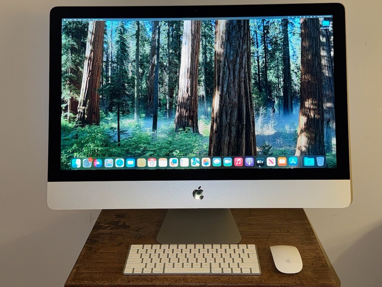 Apple iMac 27" Retina 5K Desktop • 2 TB Fusion Drive • OS 2024 • Bundle Item!!