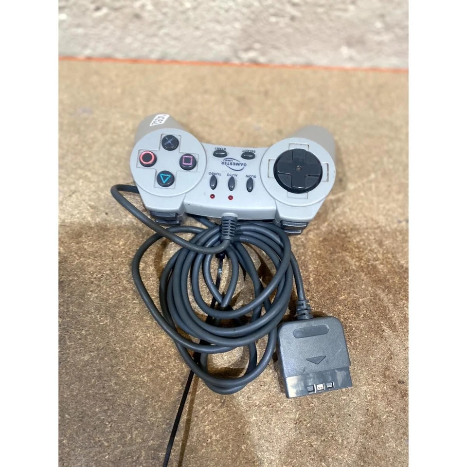 Gamester LMP Gaming Controller Wired Handheld Ergonomic for Sony PlayStation 1 - Image 4 of 4