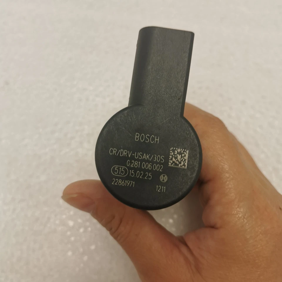 0281006002 Fuel Rail Pressure Relief Valve for Audi A3 A4 A5 VW Golf Seat Skoda - Imagem 4 de 4