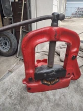 Rigid Pipe Vise No. A 26 - Great Quality and Value