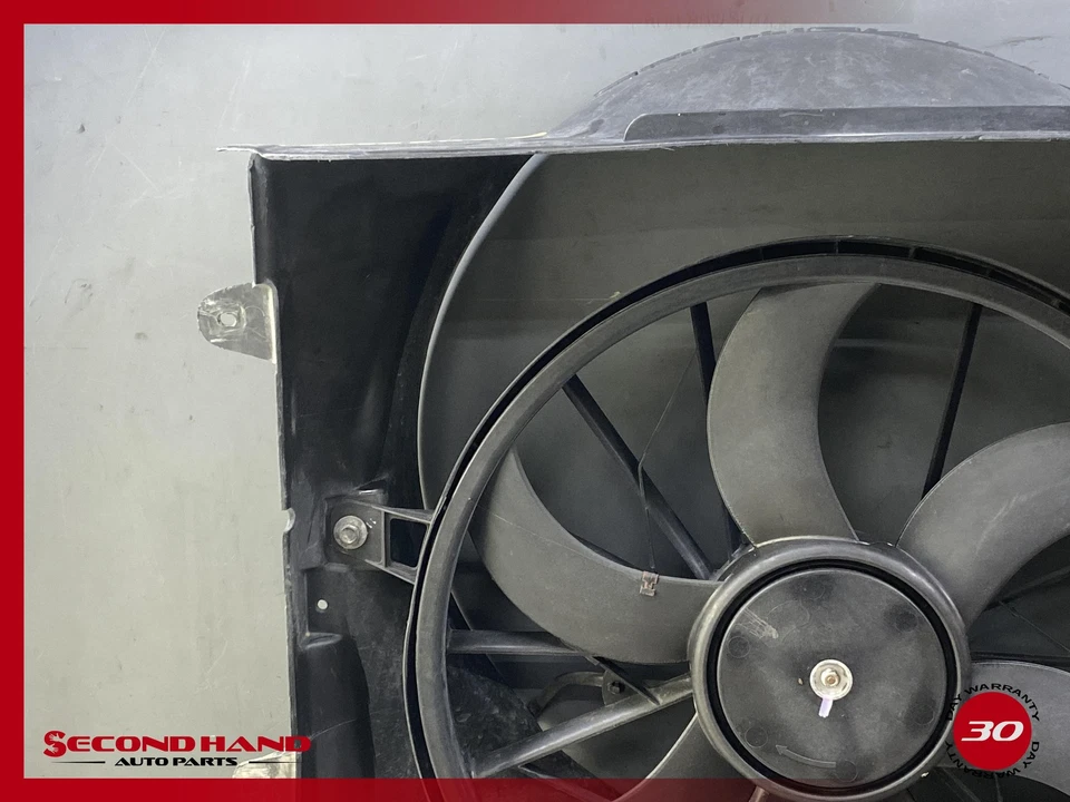 Jeep Grand Cherokee 1999-2003 conjunto de ventilador de refrigeración del motor OEM 52079528AB Foto 3 de 4