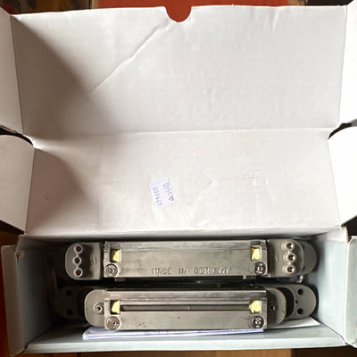 Simonswerk TECTUS TE 540 3D Concealed 3D Adjustable Hinge Satin Silver 2 Pack