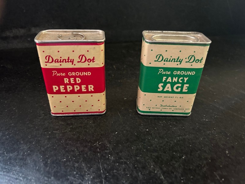 Vintage Lot 2 Dainty Dot Spice Tins Ground Red Pepper Fancy Sage First National