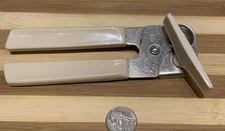 Vintage EKCO Hand Crank Beige Tan Light Brown Handle Handheld Can Opener