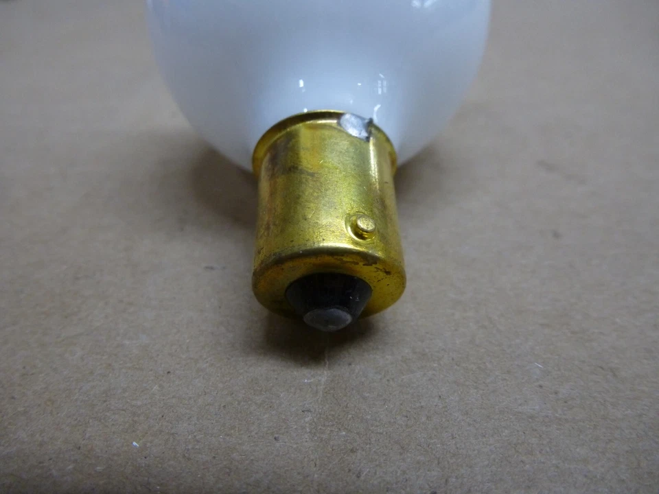 6 Pack CEC 13 Watt 12 Volt White G16.5 Single Cont Bayonet Base Light Bulb 20-99 - Image 4 of 4