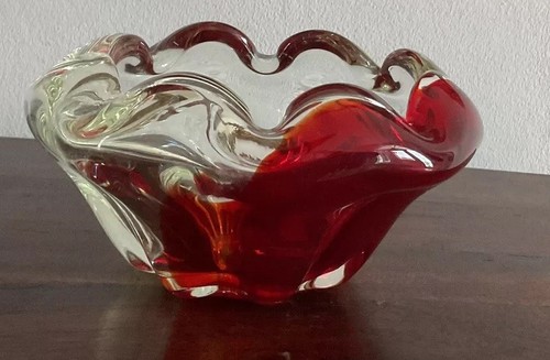 Great Vintage red art glass Murano Style Glass Bowl- 17 Cm Diameter