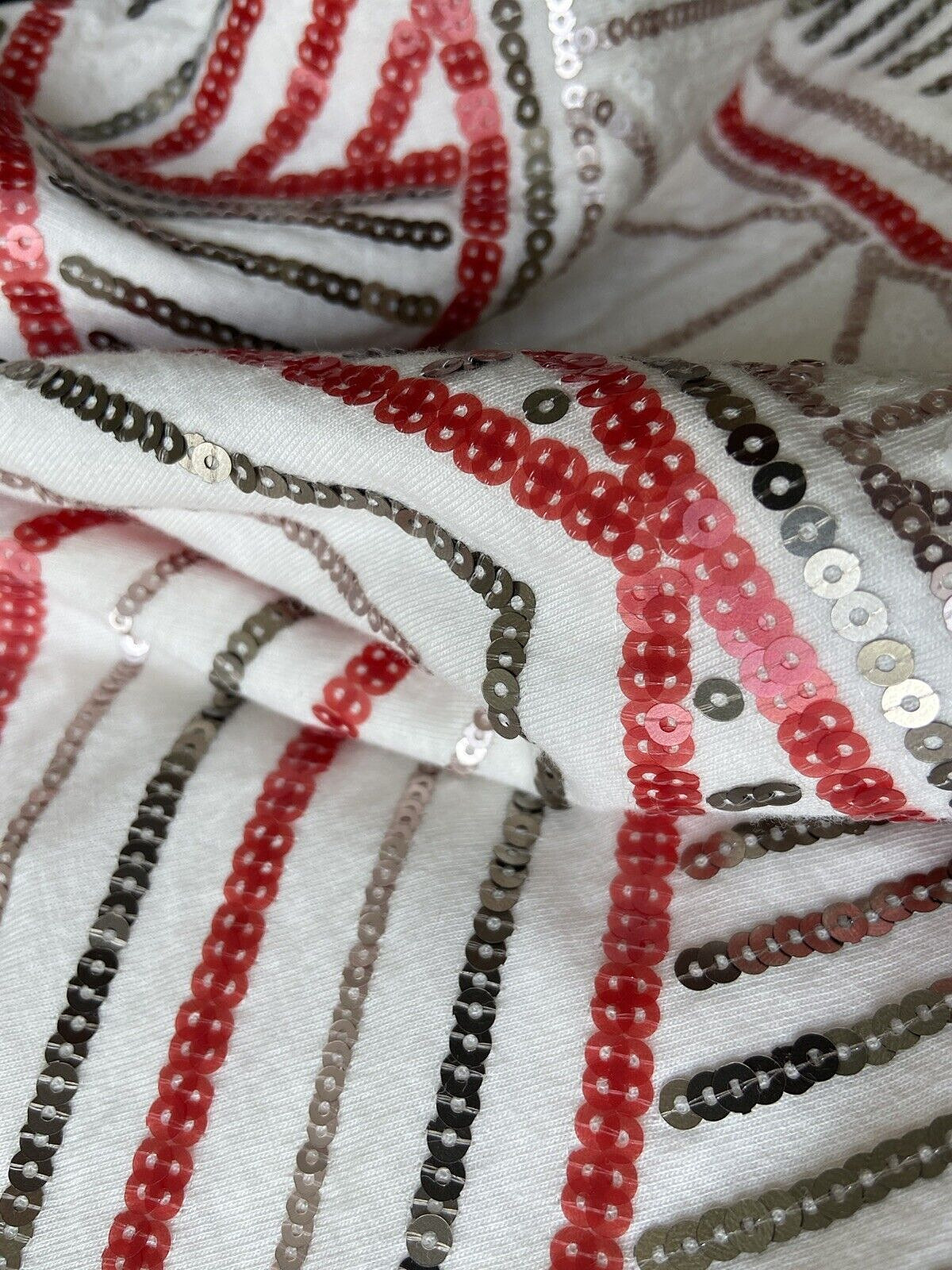 Express Sequined Mini Skirt Off White, Red, Silver Fully lined, Sz S thumbnail 8