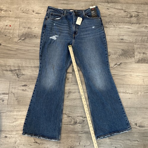 Levi's 70's High Flare Leg Jeans Medium Wash Distressed Denim 34 x 32 - Picture 11 of 14