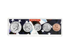 2022 Birth Year Coin Set in American Flag Holder - 5 Coin Set