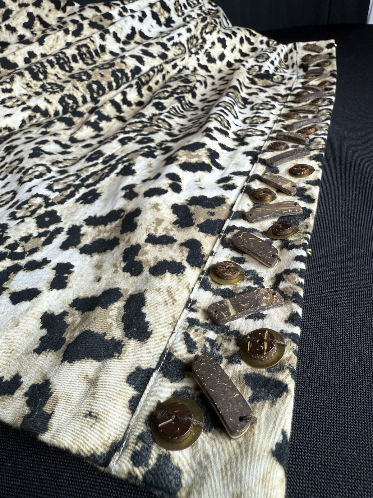 Ruby Rose women’s leopard print jacket with woode… - image 4