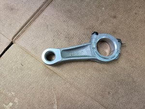 Genuine Tecumseh HMSK80 Snow Blower Engine Connecting Rod 35373A 36897A