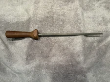 Vintage Chicago Cutlery Wooden Handle Knife Honing Steel Rod Sharpening 14.5” L