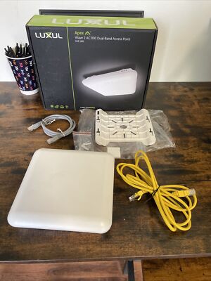 Luxul XAP-1610 Wave AC1300 Dual-Band Access Point