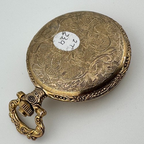 VTG Dufonte Lucien Piccard Pocket Quartz Watch Gold Tone Half Hunter New Battery - Picture 5 of 6