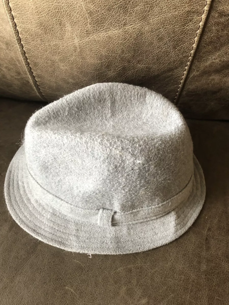 Baby GAP S/M grey hat RN 54023