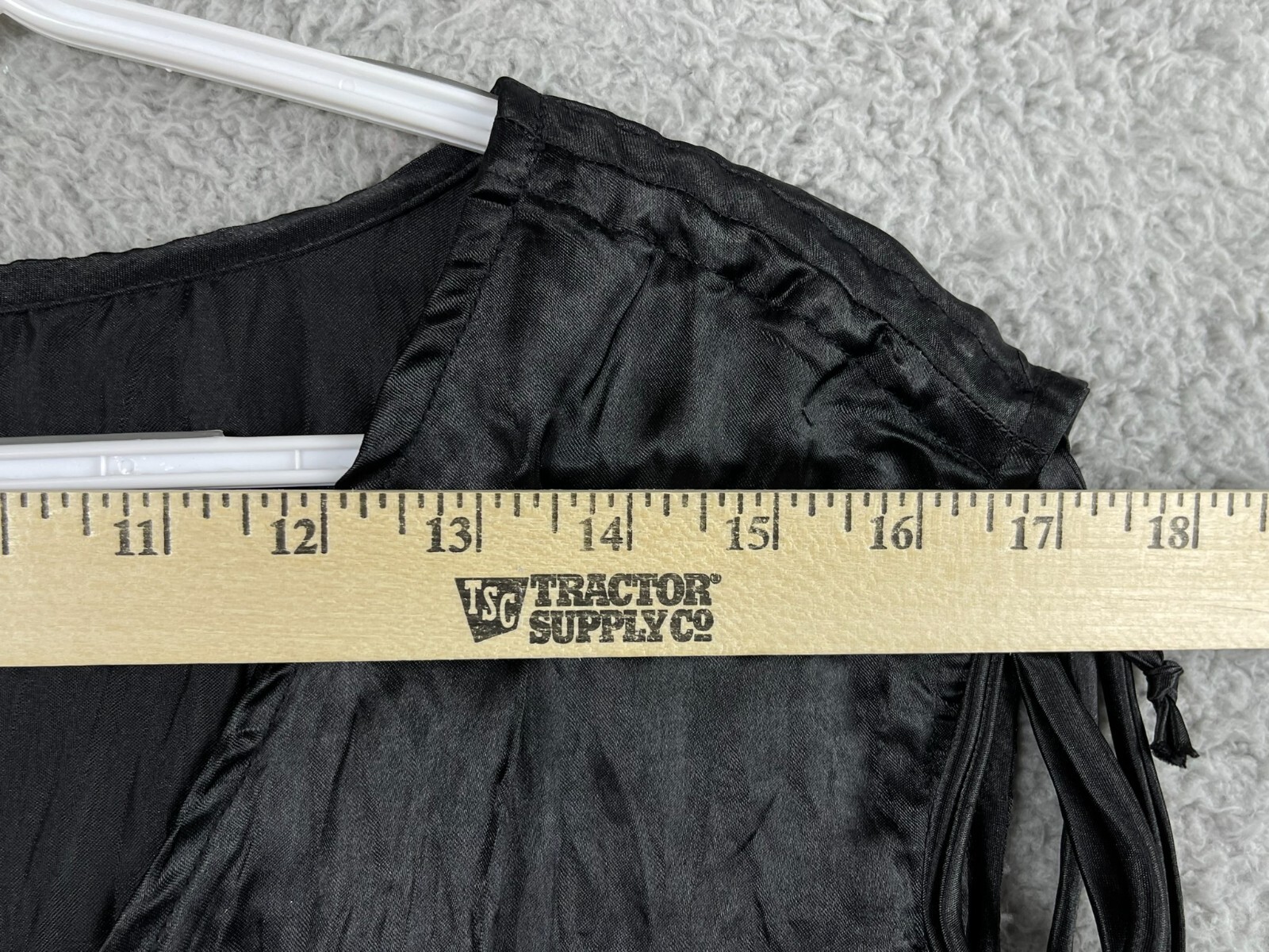 VTG 90s Jeanstar blouse women Lg black v neck sleeveless crinkled effect sequin