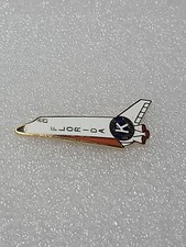 Kiwanis International Collector's Souvenir Lapel Hat Pin Space Shuttle Florida