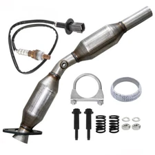 For 2003-2008 Toyota Corolla 1.8L Catalytic Converter w/Oxygen Sensor Direct Fit