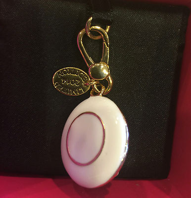 Juicy Couture 2014 リミテッド　ストロベリーショートケーキ NWT JUICY COUTURE 2014 LIMITED EDITION STRAWBERRY SHORTCAKE CHARM