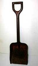 Childs Vintage Metal Toy Sandbox Beach Shovel Ohio Art D-Handle 12" Long MCM