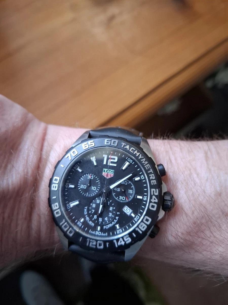 TAG Heuer Formula 1 Men 200 m (20 ATM) Water Resistance