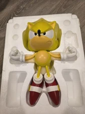 First 4 Figures Sonic the Hedgehog Classic Super Sonic exclusive Edition #006
