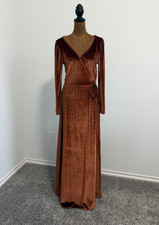 Baltic Born Long Sleeve V-Neck Waist Tie Wrap Velour Brown Maxi Dress Size M